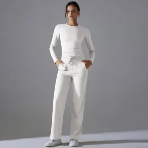 Harmony Two-Piece Athletic System | Premium Long Sleeve Performance Set with High-Waist Leggings & Functional Pockets